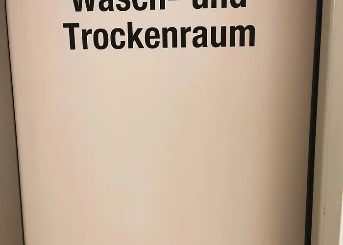 Elbblick Mit Grosser Dachterrasse Und Tiefgarage *
