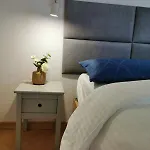 Elbblick Mit Grosser Dachterrasse Und Tiefgarage Dresden