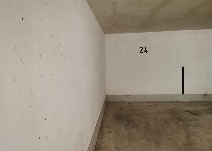 Elbblick Mit Grosser Dachterrasse Und Tiefgarage Appartement